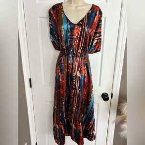 NWOT Beautiful Summer Multicolor Satin Caftan